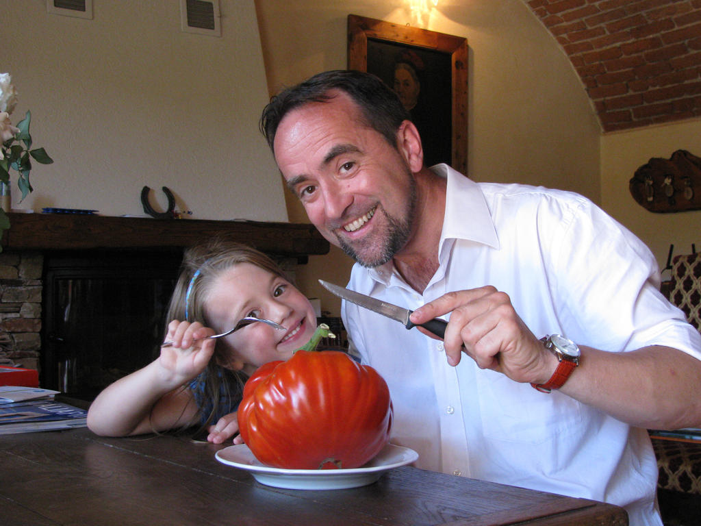 Agriturismo La Virginia Villa Revello ภายนอก รูปภาพ